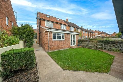 14 Croft Drive, Bramham, Wetherby, LS23 6RJ