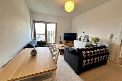 2 bedroom apartment for sale, Cypress Place, New Century Park, Manchester