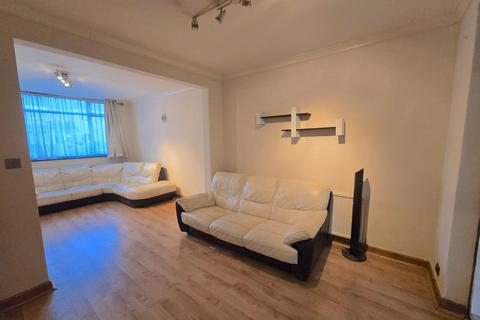 3 bedroom terraced house to rent - Beatrice Road, Southall UB1