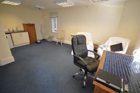 Office to rent, 8 Blakes Yard, New Street Mews, Lymington, Hampshire, SO41