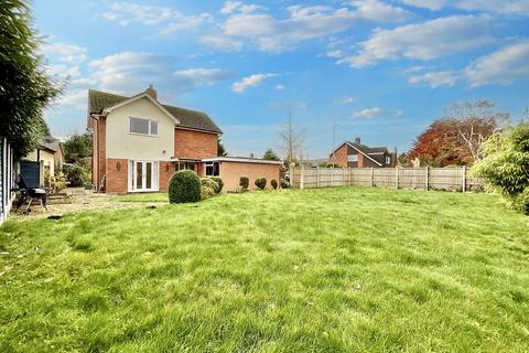 3 bedroom detached house for sale, Gateway Avenue, Baldwins Gate, ST5