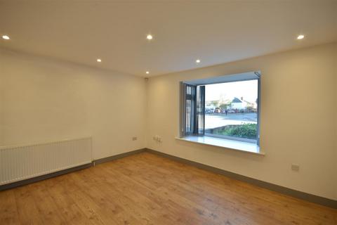 2 bedroom flat for sale, 9 Robins Court, Newark NG24 1QG