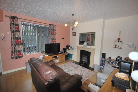 3 bedroom end of terrace house for sale, Chaddock Lane, Tyldesley, Manchester