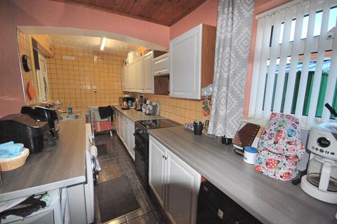 3 bedroom end of terrace house for sale, Chaddock Lane, Tyldesley, Manchester