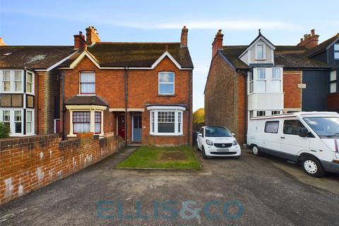 3 bedroom semi-detached house to rent, Hadlow Road, Tonbridge, Kent, TN9