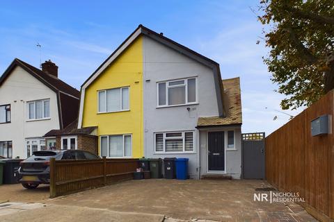 2 bedroom end of terrace house for sale, Mount Road, Chessington, Surrey. KT9