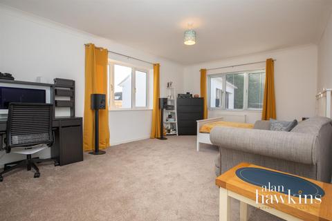 94 Longleaze, Royal Wootton Bassett, Swindon, SN4 8AU