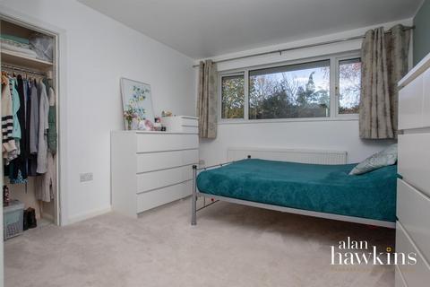 94 Longleaze, Royal Wootton Bassett, Swindon, SN4 8AU