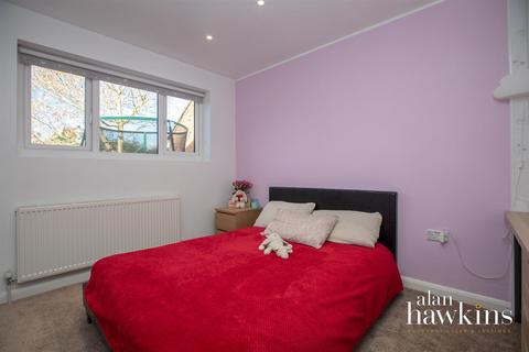 94 Longleaze, Royal Wootton Bassett, Swindon, SN4 8AU