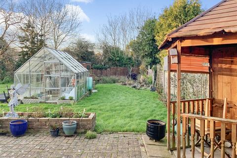 3 bedroom semi-detached house for sale, Elm Wood West, Whitstable