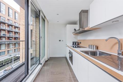 1 bedroom flat for sale, Cubitt Building, Grosvenor Waterside, 10 Gatliff Road, London, SW1W