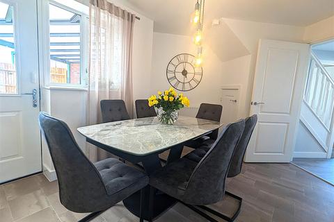 36 Tulip Tree Road, Nuneaton, CV10 9FG