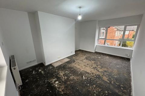 2 bedroom flat for sale, Topcroft Close, Northenden