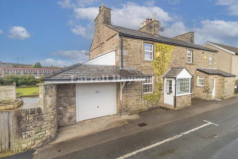 2 bedroom house for sale, Chapel Street, Lancaster LA2