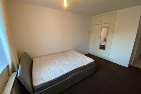 Gwynant Place, Withington