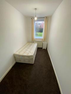2 bedroom flat to rent, Gwynant Place, Withington