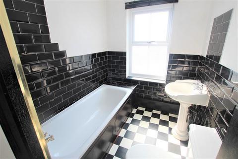 1 bedroom private hall to rent, Mount Pleasant, Redditch, B97 4JJ