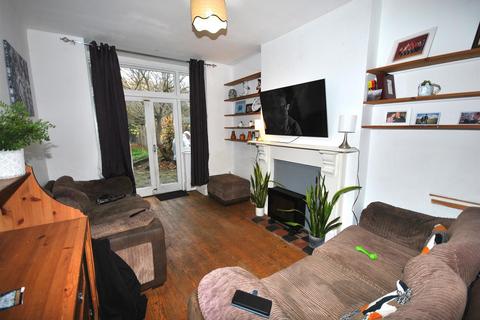 3 bedroom terraced house for sale, Colwyn Road, The Mounts, Northampton