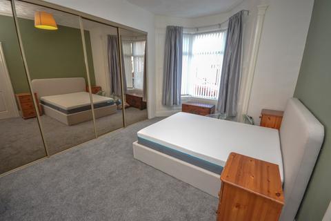 2 bedroom flat for sale, Northcote Street, South Shields