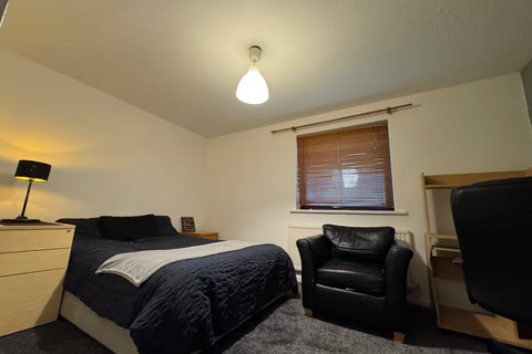 1 bedroom in a flat share to rent, Sandy Way, Birmingham B15