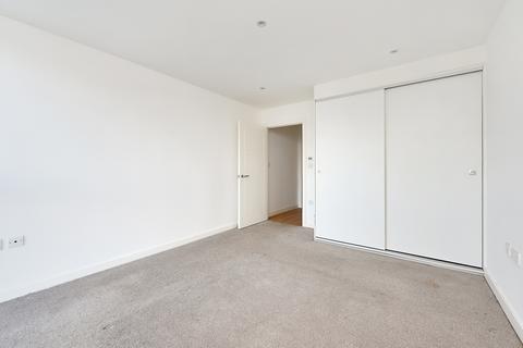 1 bedroom apartment to rent, Goldsworth Road, Woking, GU21