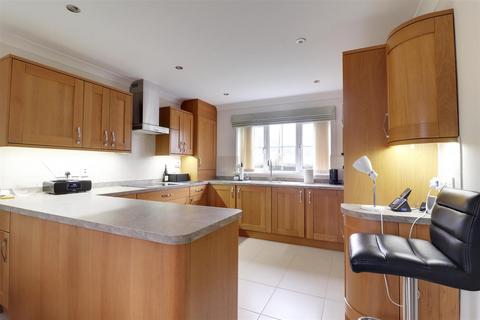 Cam Lodge Dursley Road, Woodfield, Dursley, GL11 6PP