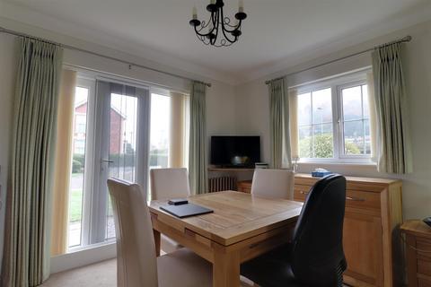 Cam Lodge Dursley Road, Woodfield, Dursley, GL11 6PP