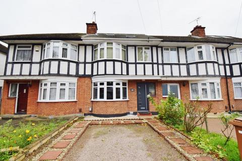 4 bedroom terraced house for sale, Malvern Avenue, Rayners Lane