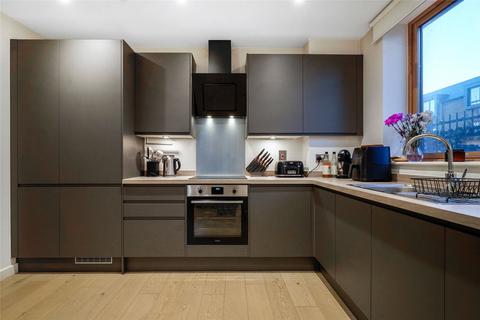 2 bedroom apartment for sale, Copley Close, London, W7