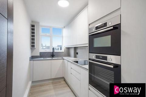 2 bedroom flat for sale, Golders Green Road, London