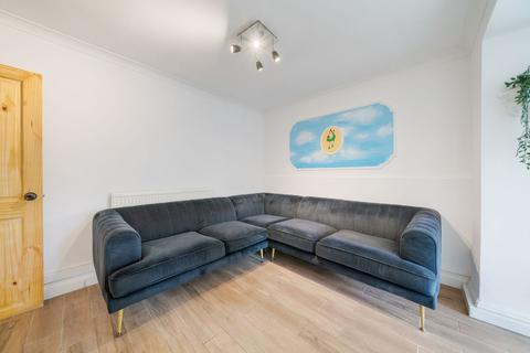 2 bedroom flat to rent, Kelvin Road, London, N5