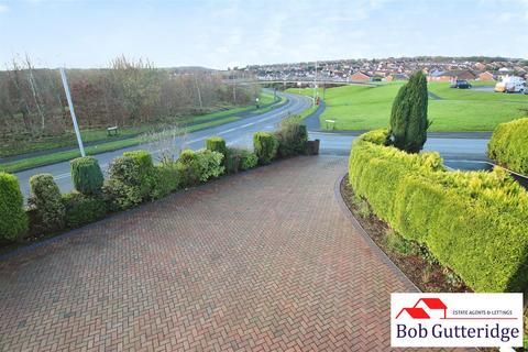 4 bedroom detached house for sale, Barbridge Road, Waterhayes, Newcastle