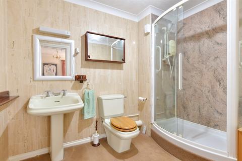 2 bedroom flat for sale, Broadmark Lane, Rustington, West Sussex