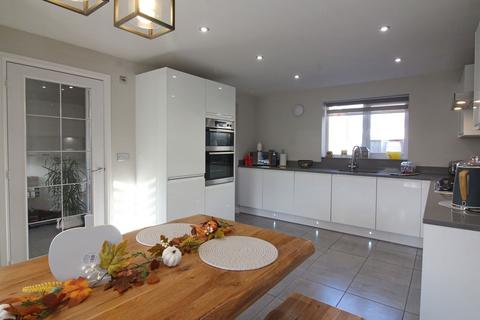 26 Herringbone Way, Kingswinford, DY6 7NF