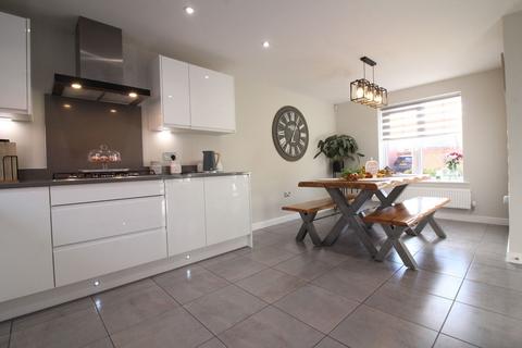 26 Herringbone Way, Kingswinford, DY6 7NF