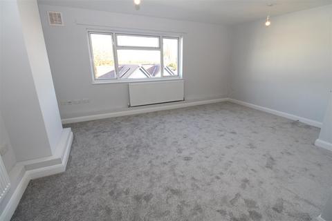 1 bedroom flat to rent, Station Square, Petts Wood, Orpington