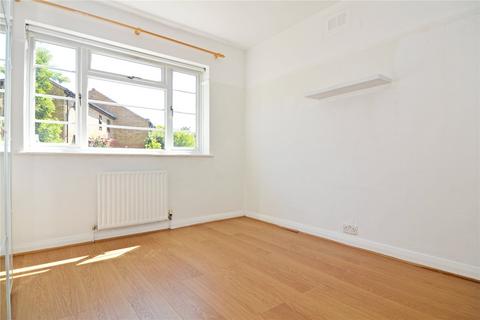 2 bedroom apartment to rent, Kingston Close, Middlesex