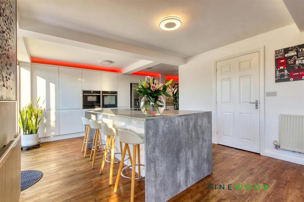 Kitchen diner