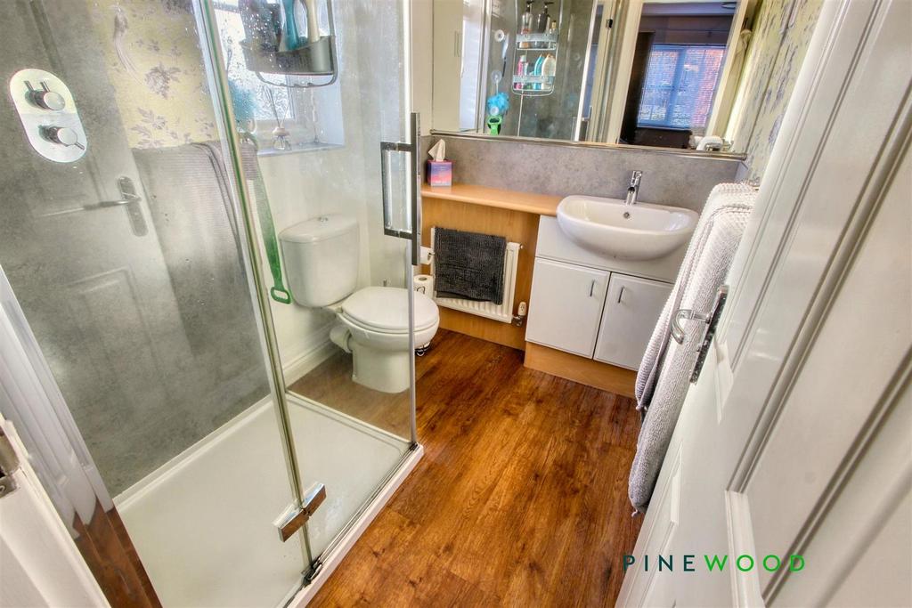 Bedroom one   ensuite