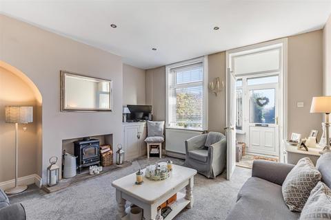 2 bedroom terraced house for sale, North Parade, Ilkley LS29