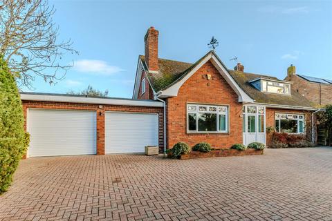 4 bedroom house for sale, Broadway Road, Evesham