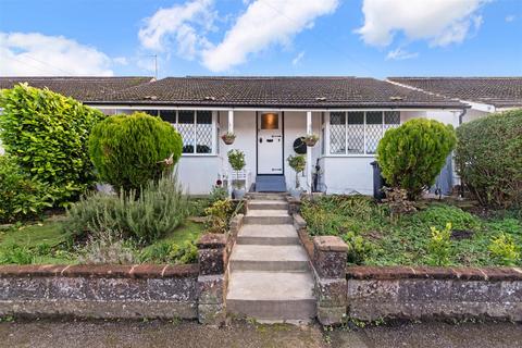 4 bedroom detached bungalow for sale, Beech Way, Epsom