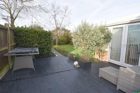 1 Palace Close, Whitstable, CT5 2PU