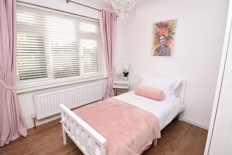 1 Palace Close, Whitstable, CT5 2PU