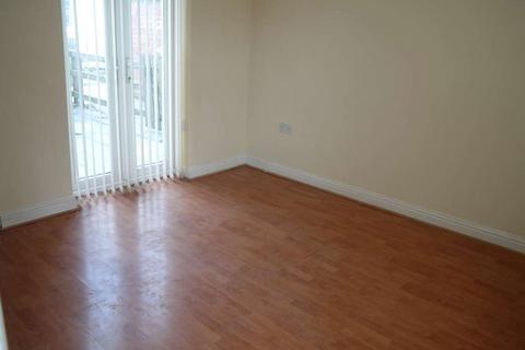 2 bedroom apartment to rent, Margaret Street, Ashton Under Lyne