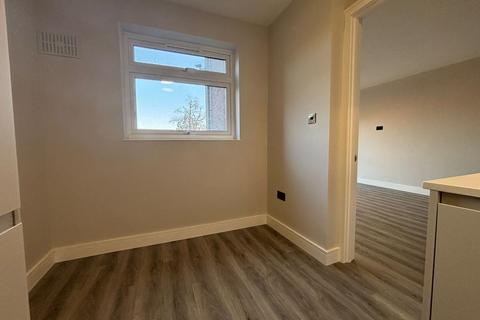 3 bedroom apartment for sale, Brampton Grove, London