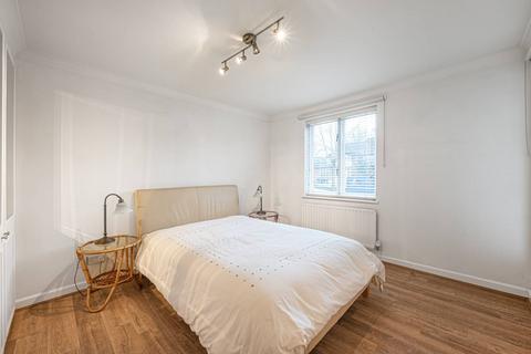 2 bedroom flat to rent, HOLDEN ROAD, Woodside Park, London, N12