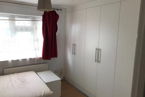 undefined, Feltham TW14