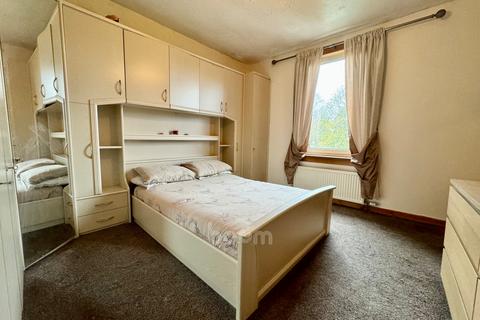 2 bedroom flat for sale, 15 Kirkbride Crescent, Crosshill, Maybole