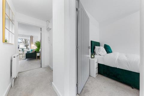 160 Cotterells, Hemel Hempstead, HP1 1JW